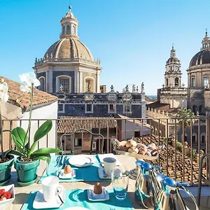 Apartment Penthouse Duomo, Catania